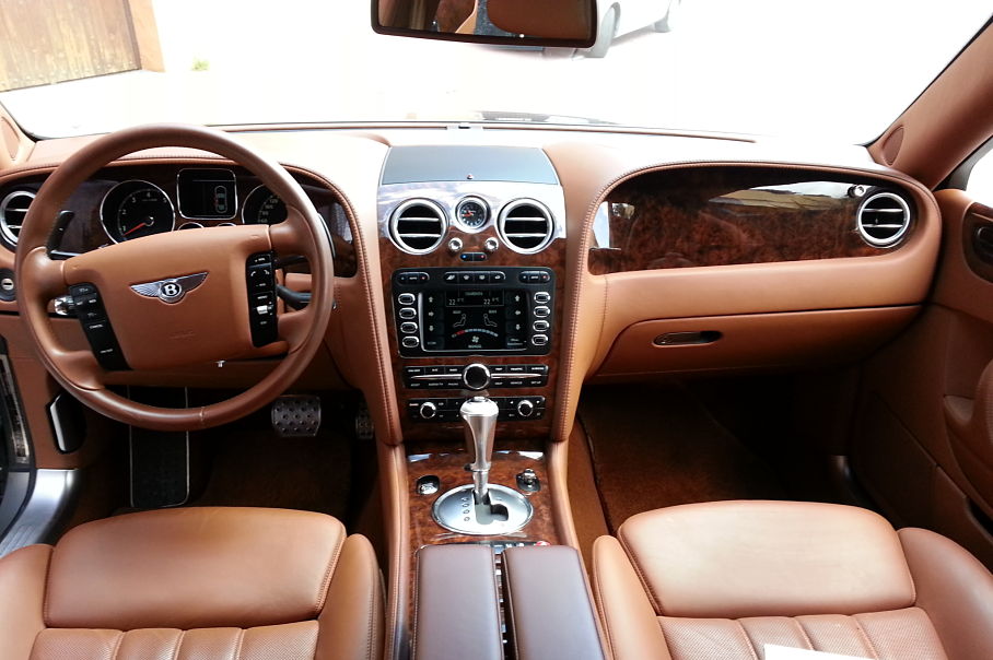 Front Console Bentley